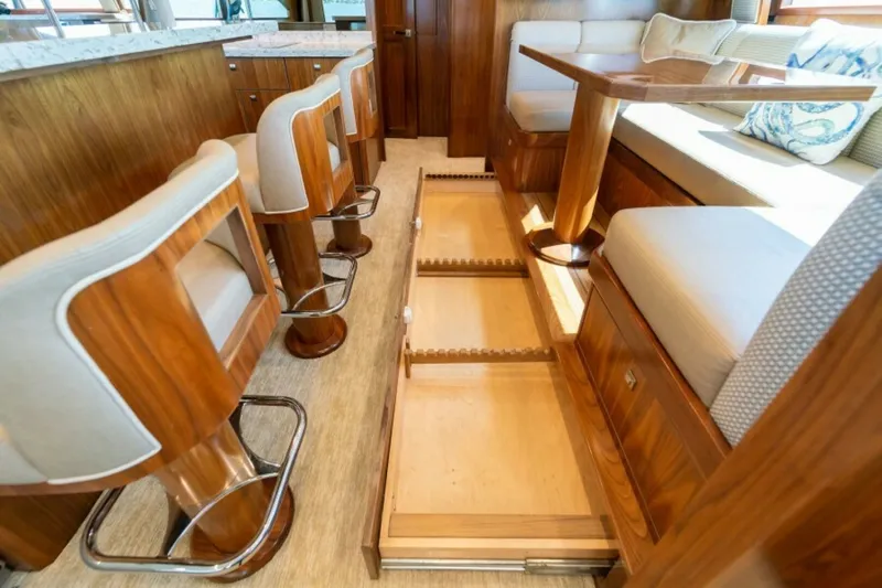 Slide: The Image of Viking 72 Convertible 2018 - 35