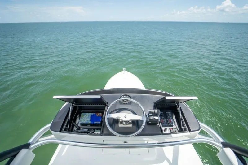 Slide: The Image of Viking 72 Convertible 2018 - 5