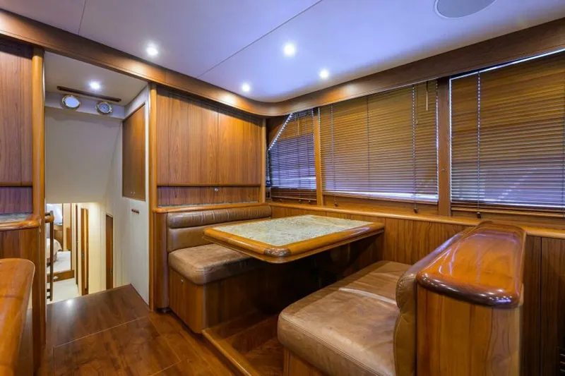 Slide: The Image of Merritt Yachts 72 Convertible 2004 - 12