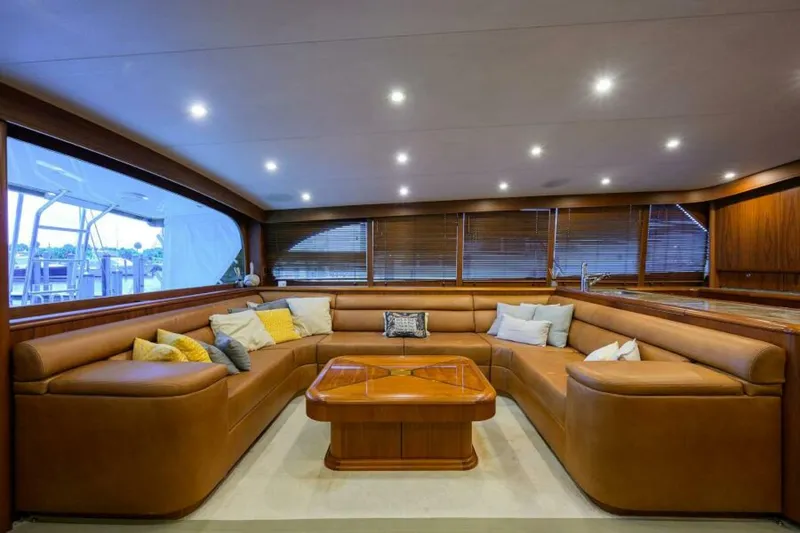 Slide: The Image of Merritt Yachts 72 Convertible 2004 - 3