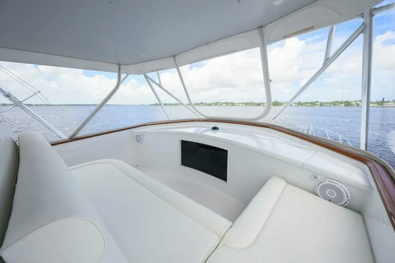 Slide: The Image of Merritt Yachts 72 Convertible 2004 - 40