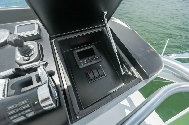 Slide: The Image of Viking 52 OPEN 2015 - 19