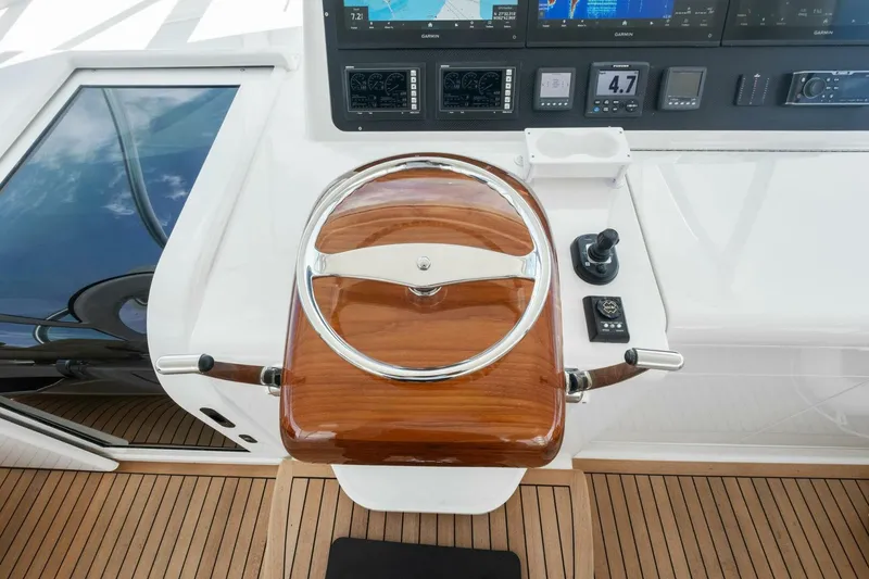 Slide: The Image of Viking 52 OPEN 2015 - 24