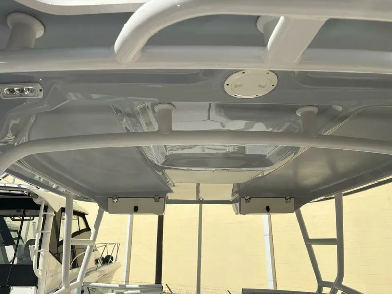 Slide: The Image of Robalo R247 Dual Console 2021 - 23