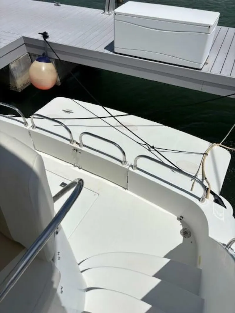 Slide: The Image of Carver Yachts 43 Motor Yacht 2006 - 36
