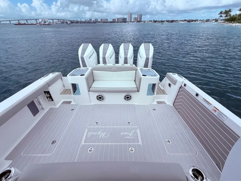 Slide: The Image of Carver Yachts 43 Motor Yacht 2006 - 88