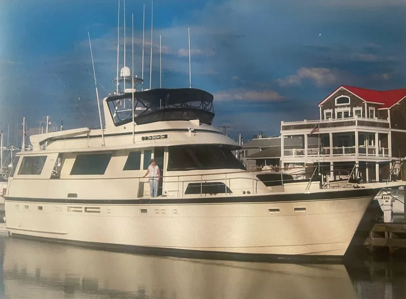 The Image of Hatteras Flybridge 1987 - 0