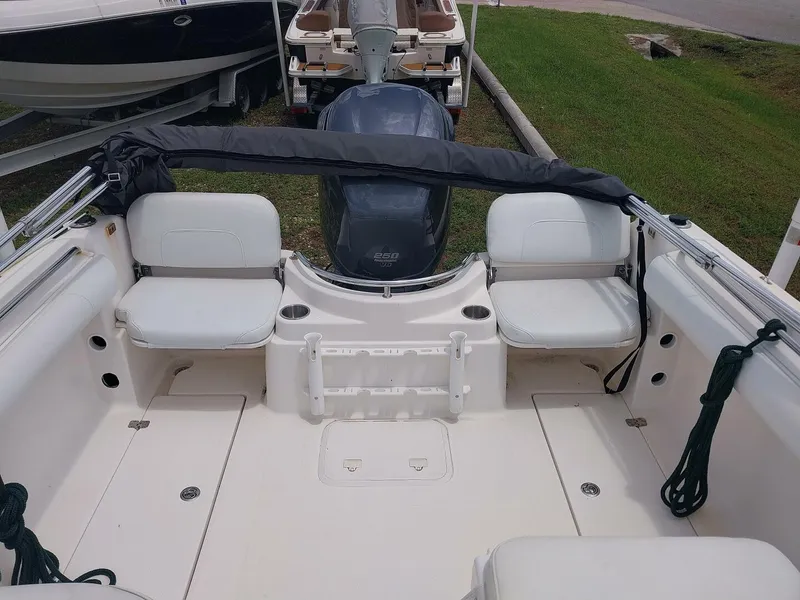 Slide: The Image of Wellcraft Sportsman 250 2008 - 7
