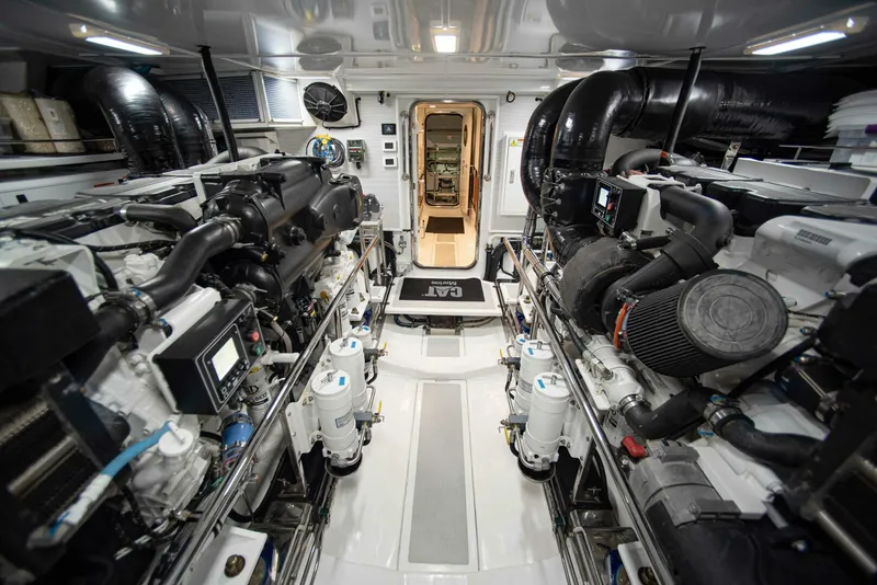 Slide: The Image of Marlow Explorer 70E-CB 2023 - 30