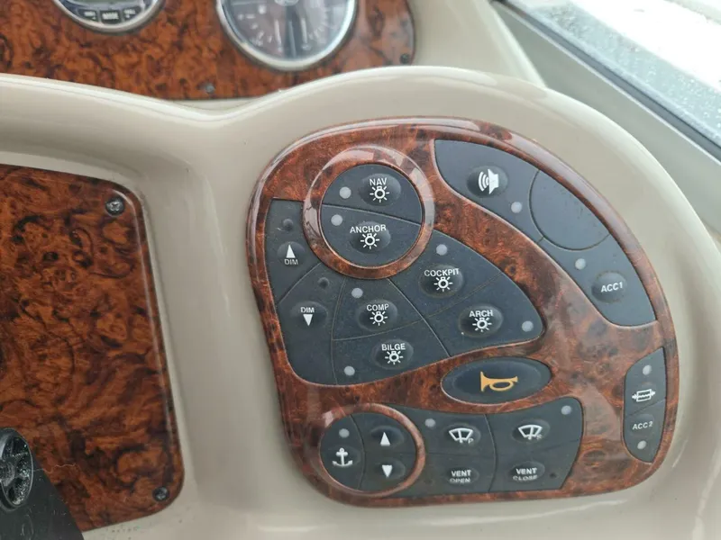 Slide: The Image of Sea Ray 320 Sundancer 2006 - 15