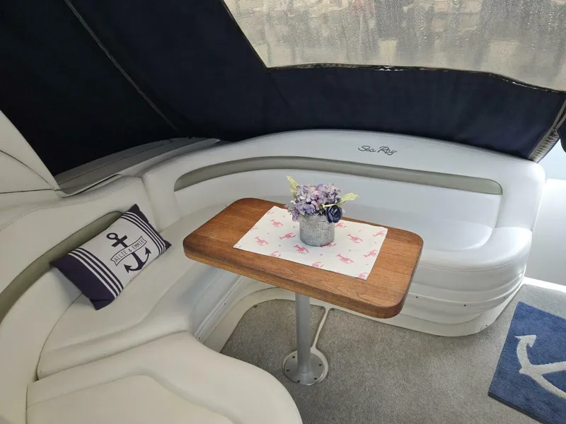 Slide: The Image of Sea Ray 320 Sundancer 2006 - 25