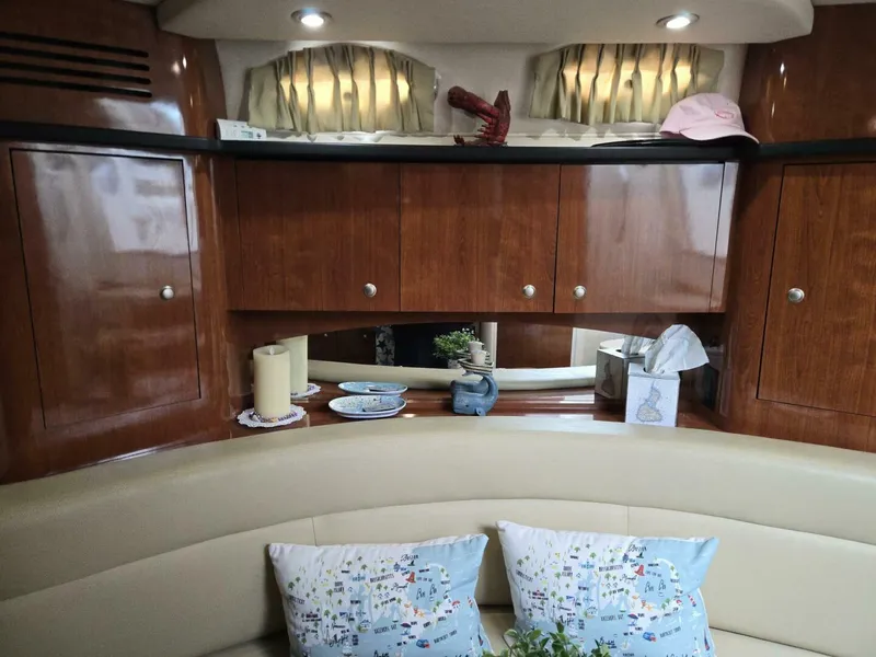 Slide: The Image of Sea Ray 320 Sundancer 2006 - 29
