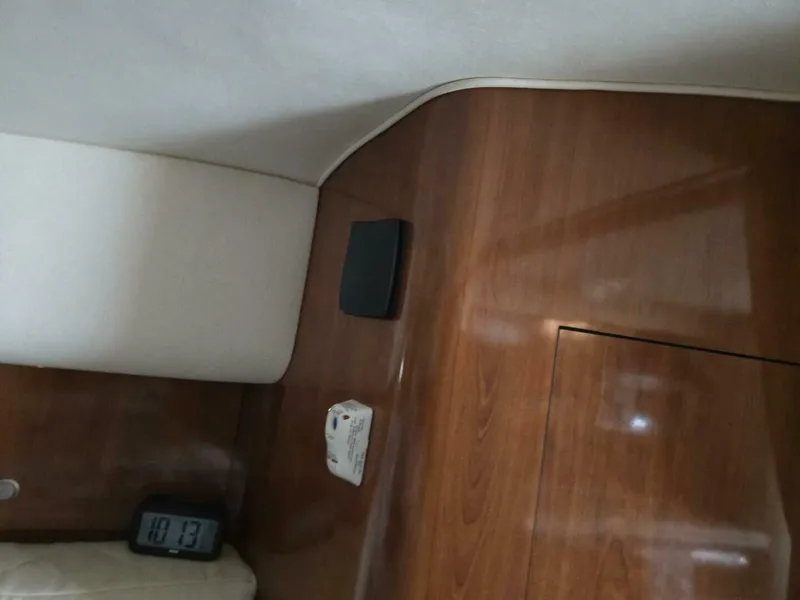 Slide: The Image of Sea Ray 320 Sundancer 2006 - 31