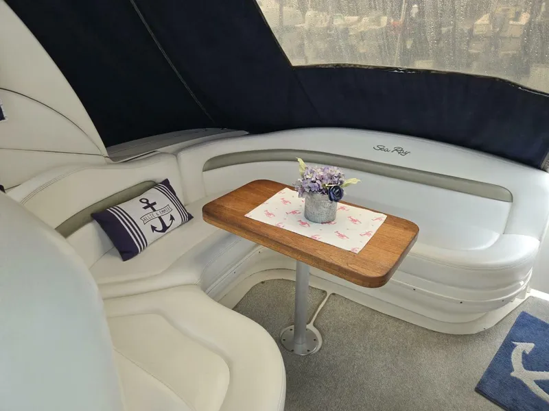 Slide: The Image of Sea Ray 320 Sundancer 2006 - 8