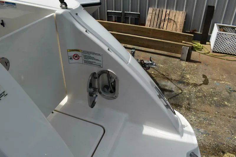 Slide: The Image of Sea Ray 310 Sundancer 2011 - 10