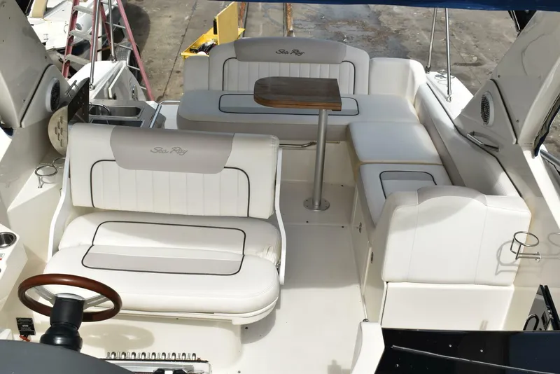 Slide: The Image of Sea Ray 310 Sundancer 2011 - 33