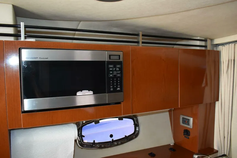 Slide: The Image of Sea Ray 310 Sundancer 2011 - 43