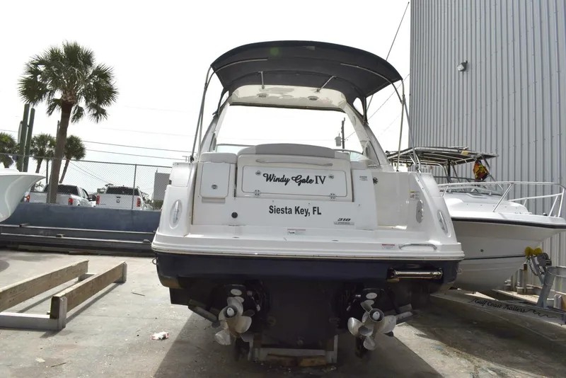 Slide: The Image of Sea Ray 310 Sundancer 2011 - 7