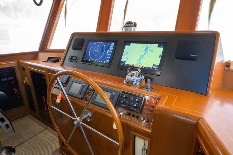 Slide: The Image of Ocean Alexander 602 MKI 2001 - 23