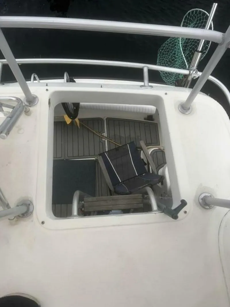 Slide: The Image of Luhrs 3400 Motor Yacht 1990 - 11