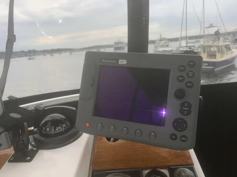 Slide: The Image of Luhrs 3400 Motor Yacht 1990 - 7