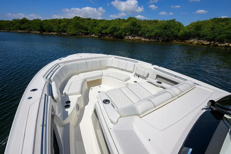 Slide: The Image of Pursuit S 378 Sport 2021 - 12