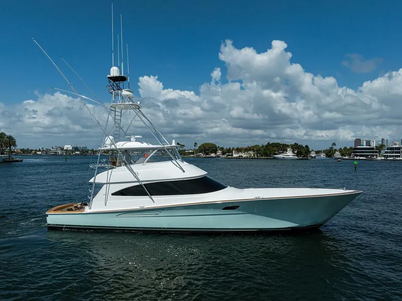 The Image of Viking 72 Convertible 2021 - 0