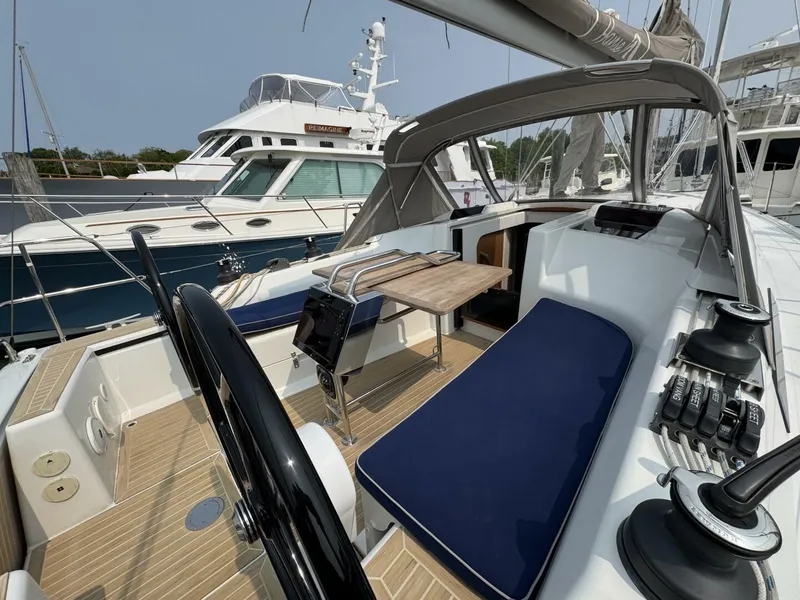 Slide: The Image of Hanse 348 2018 - 22
