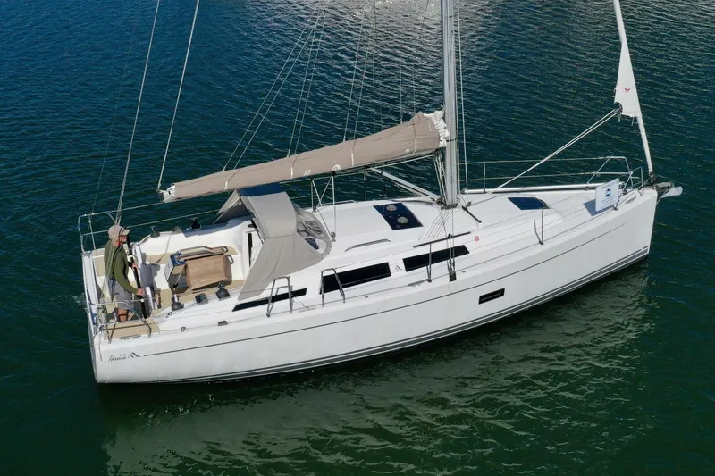 Slide: The Image of Hanse 348 2018 - 5