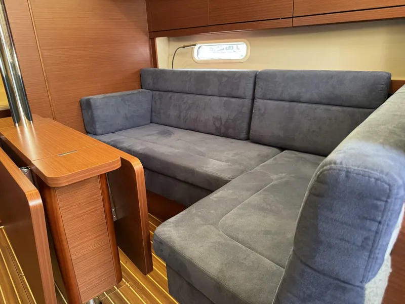 Slide: The Image of Hanse 348 2018 - 58
