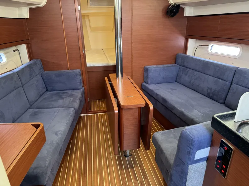 Slide: The Image of Hanse 348 2018 - 60