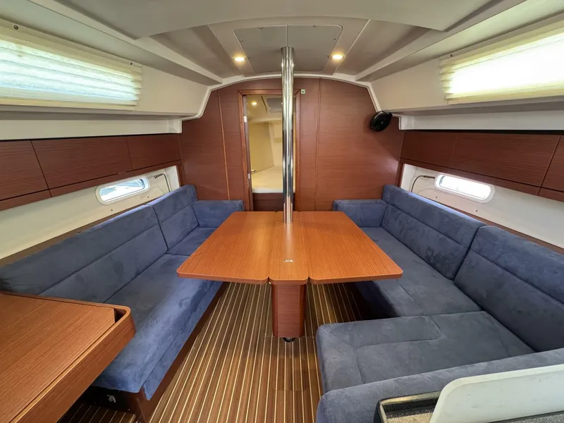 Slide: The Image of Hanse 348 2018 - 67