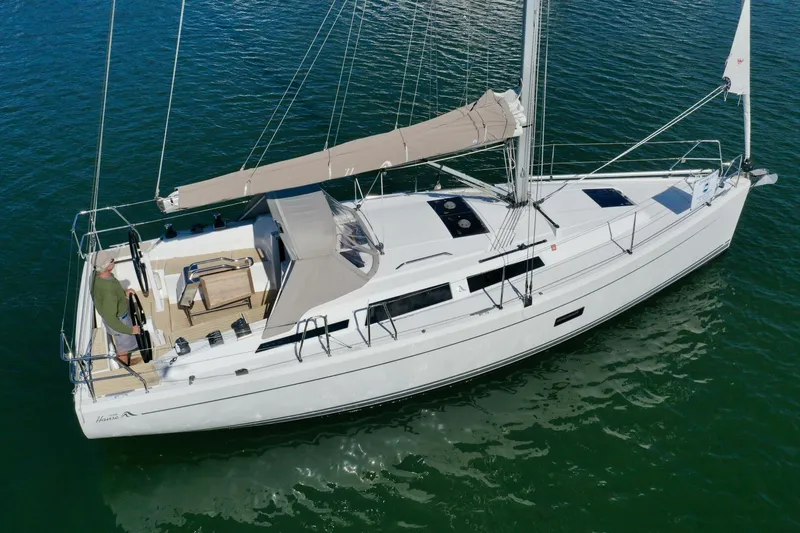 Slide: The Image of Hanse 348 2018 - 8