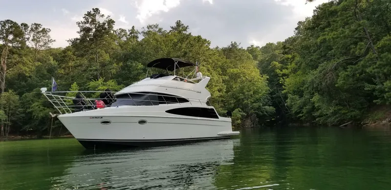 Slide: The Image of Carver Yachts 360 Sport Sedan 2004 - 2