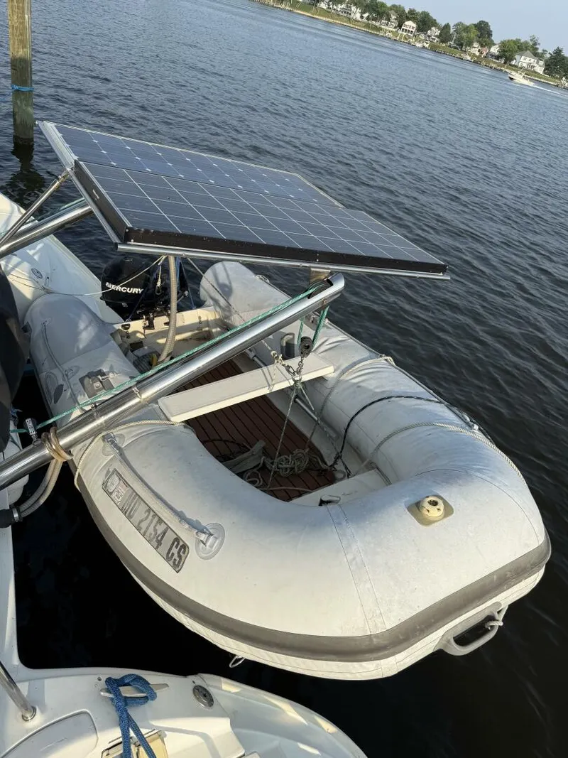 Slide: The Image of Lagoon 380 2004 - 31