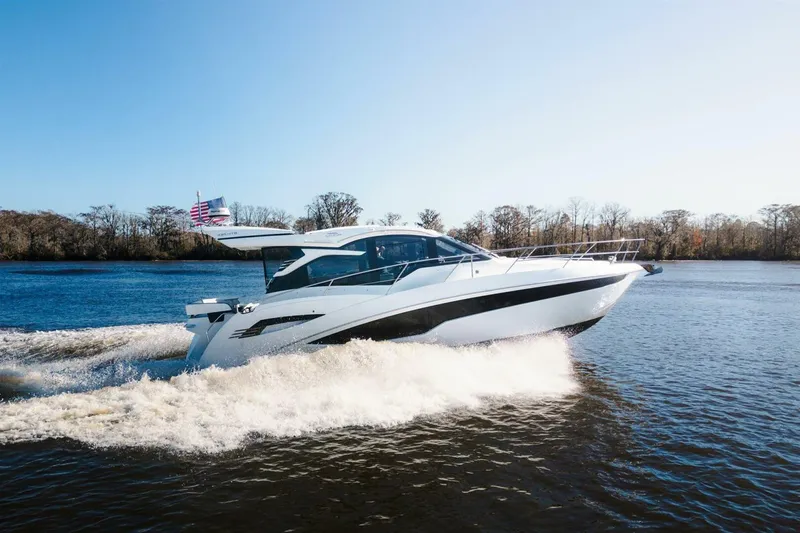 Slide: The Image of Galeon 425 HTS 2023 - 9