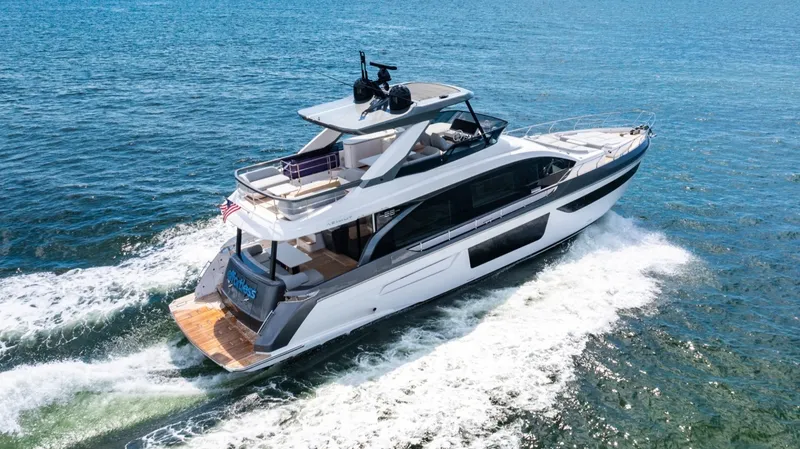 Slide: The Image of Azimut Fly 68 2023 - 36