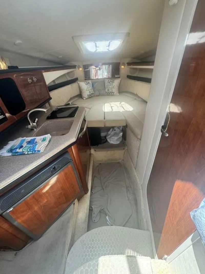 Slide: The Image of Sea Ray 2006 - 15
