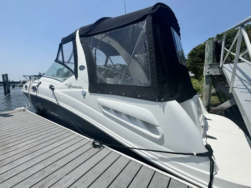 Slide: The Image of Sea Ray 2006 - 4