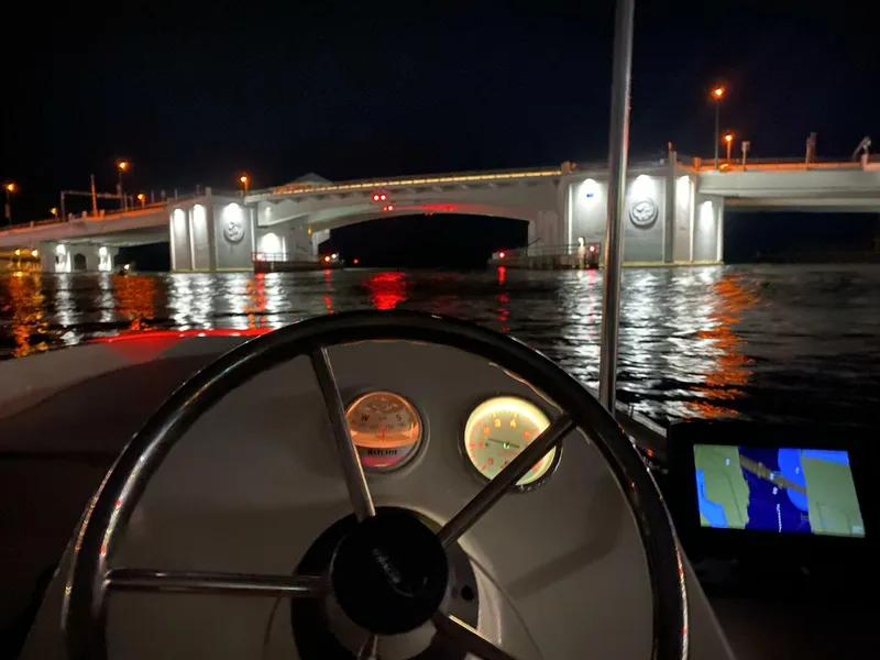 Slide: The Image of Boston Whaler 150 Super Sport 2018 - 19