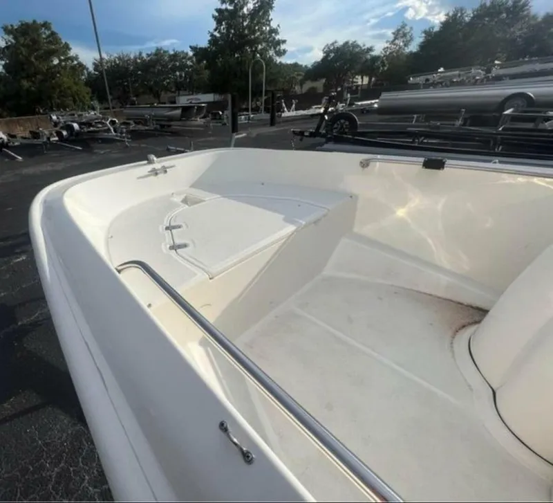 Slide: The Image of Boston Whaler 150 Super Sport 2018 - 3