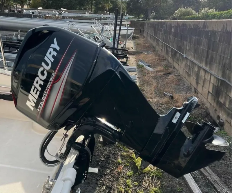 Slide: The Image of Boston Whaler 150 Super Sport 2018 - 8