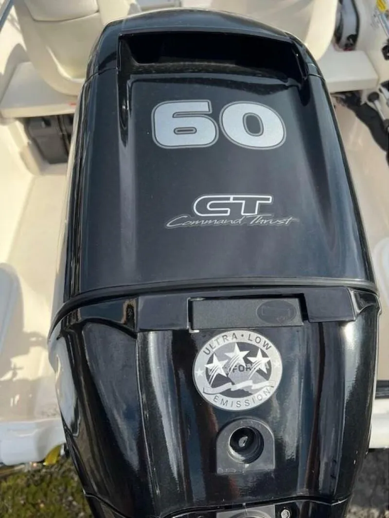 Slide: The Image of Boston Whaler 150 Super Sport 2018 - 9