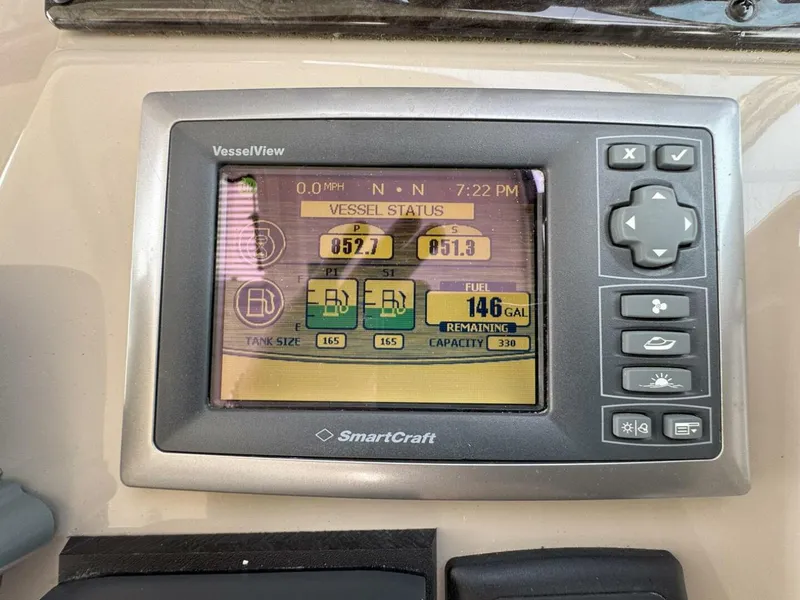 Slide: The Image of Sea Ray 440 Sundancer 2009 - 10