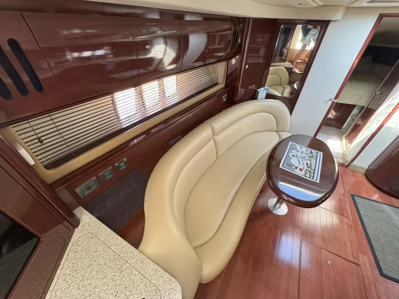 Slide: The Image of Sea Ray 440 Sundancer 2009 - 14