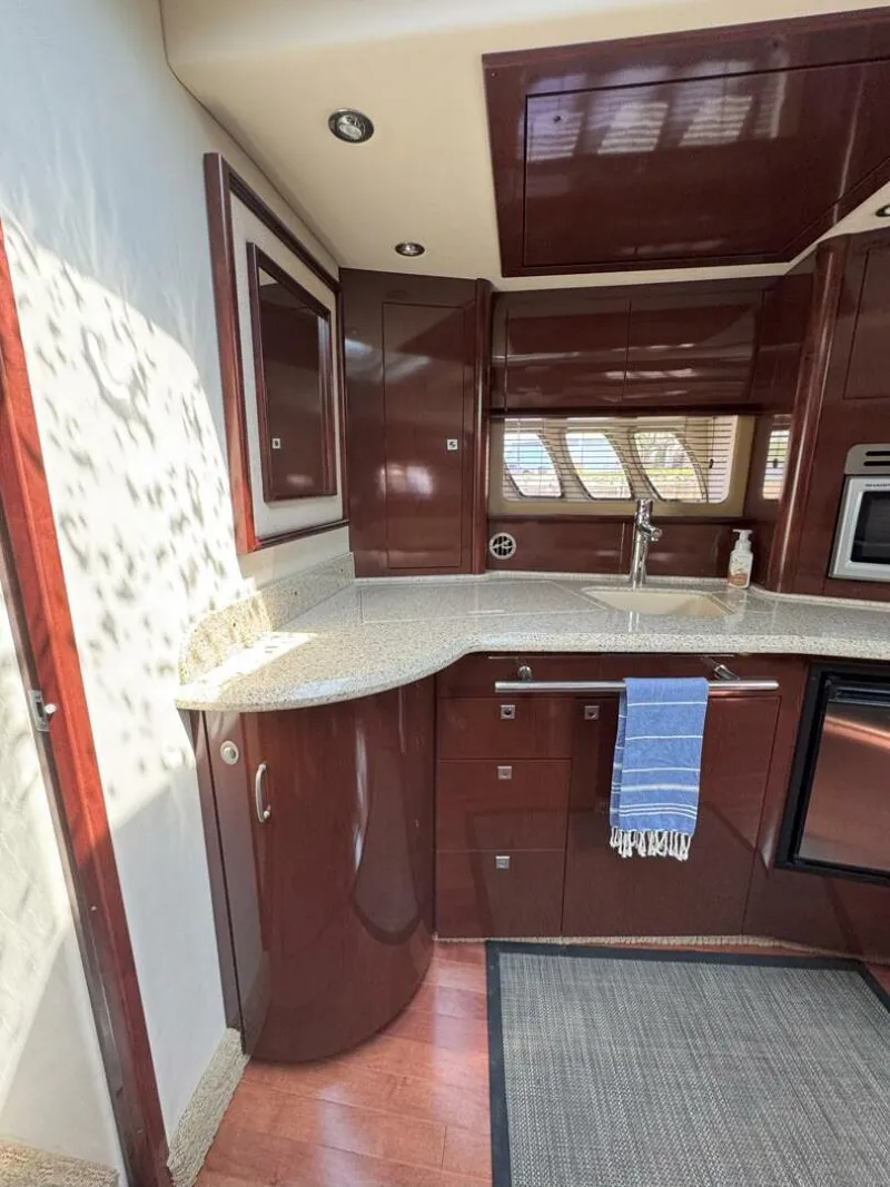 Slide: The Image of Sea Ray 440 Sundancer 2009 - 20