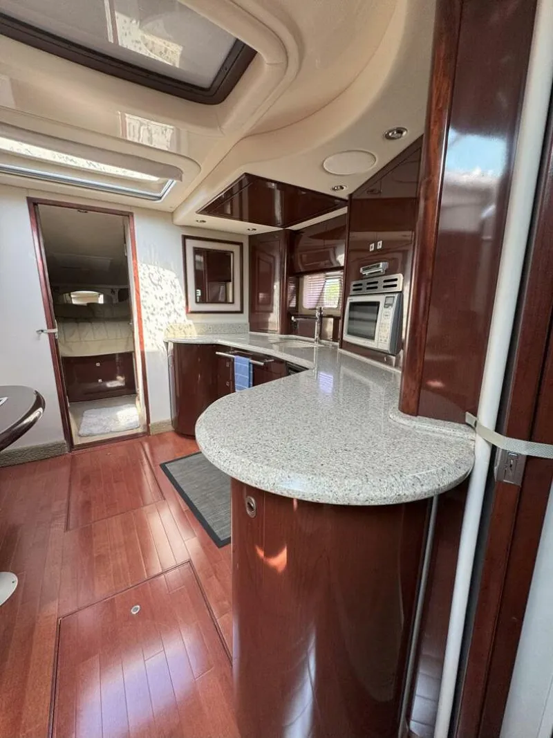 Slide: The Image of Sea Ray 440 Sundancer 2009 - 22