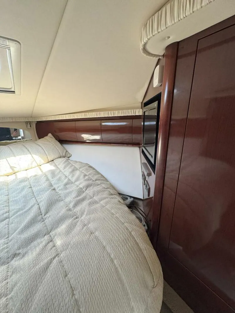 Slide: The Image of Sea Ray 440 Sundancer 2009 - 25