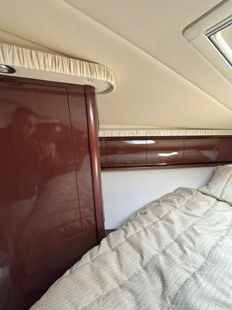 Slide: The Image of Sea Ray 440 Sundancer 2009 - 26