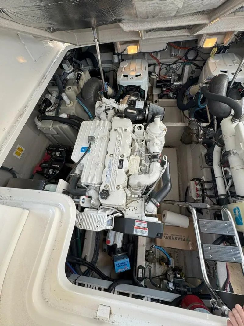 Slide: The Image of Sea Ray 440 Sundancer 2009 - 32